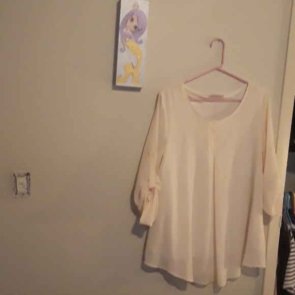 Cream Flowy Shirt - Picture 2 of 5